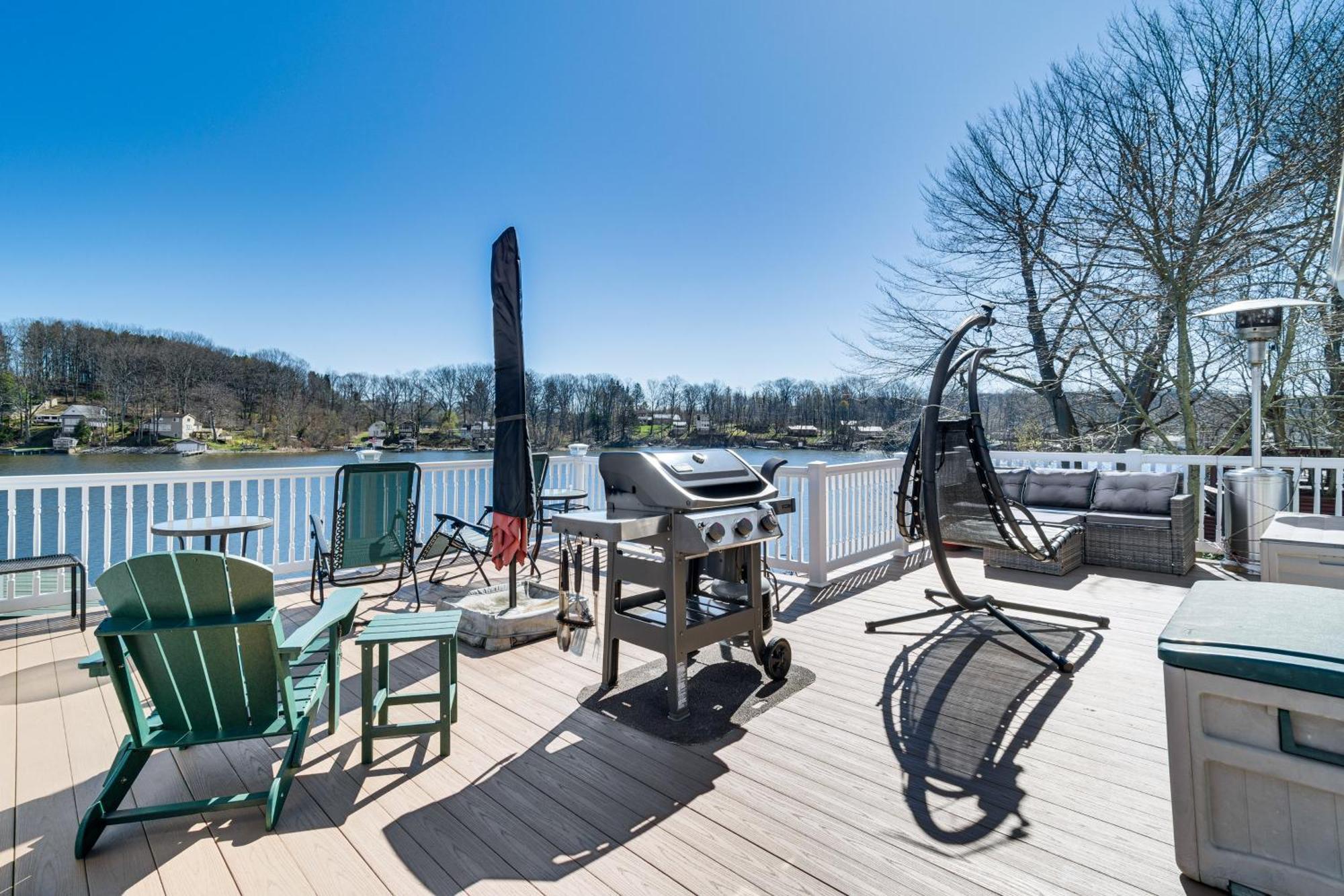 Waterfront Wolcott Vacation Rental With Deck And Views Dış mekan fotoğraf